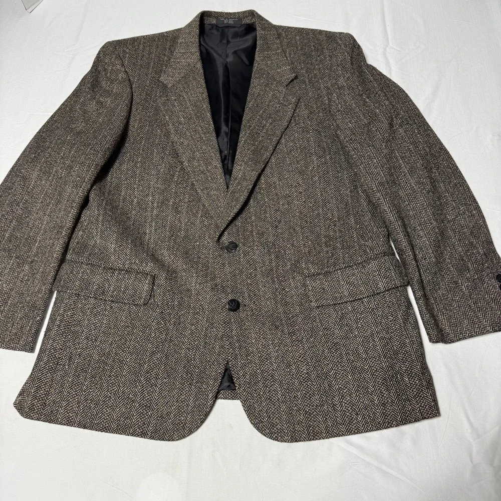 Petrocelli Sport Coat Men's‎ Size 44R Brown Herringbone Wool Silk Blazer